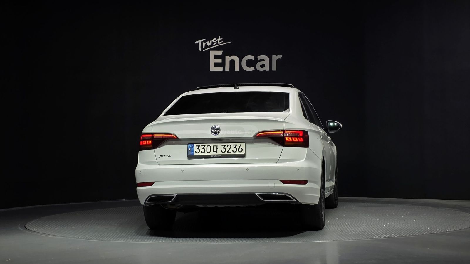 Volkswagen Jetta - фото 6