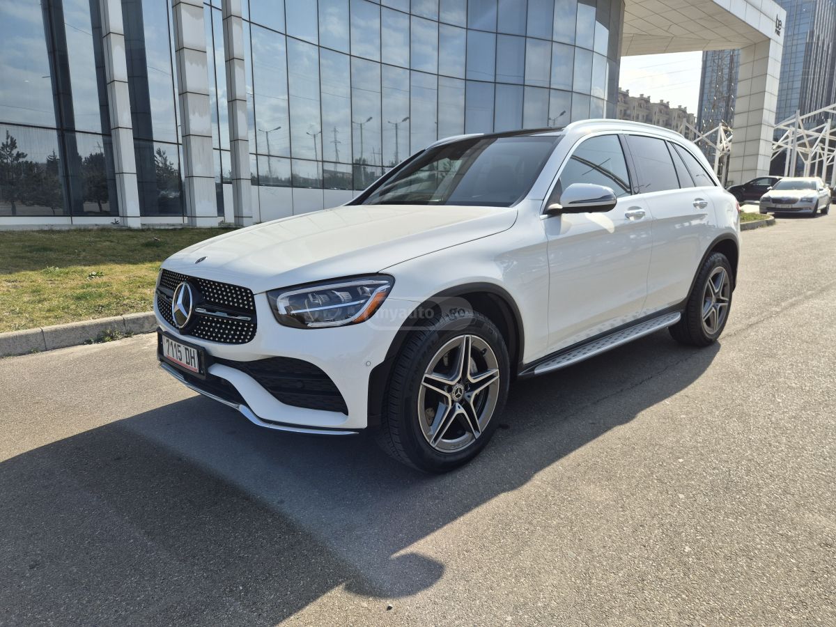 Mercedes-Benz GLC 300 - фото 1