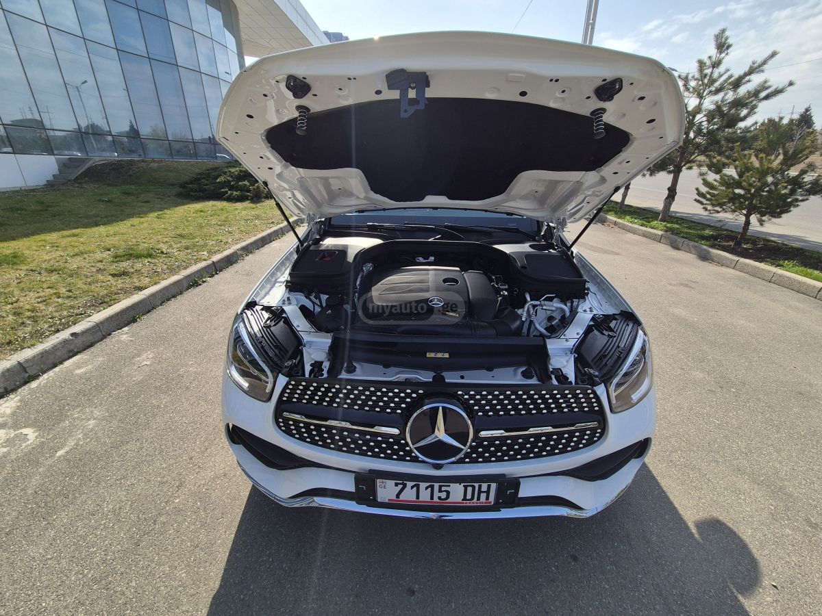 Mercedes-Benz GLC 300 - фото 13