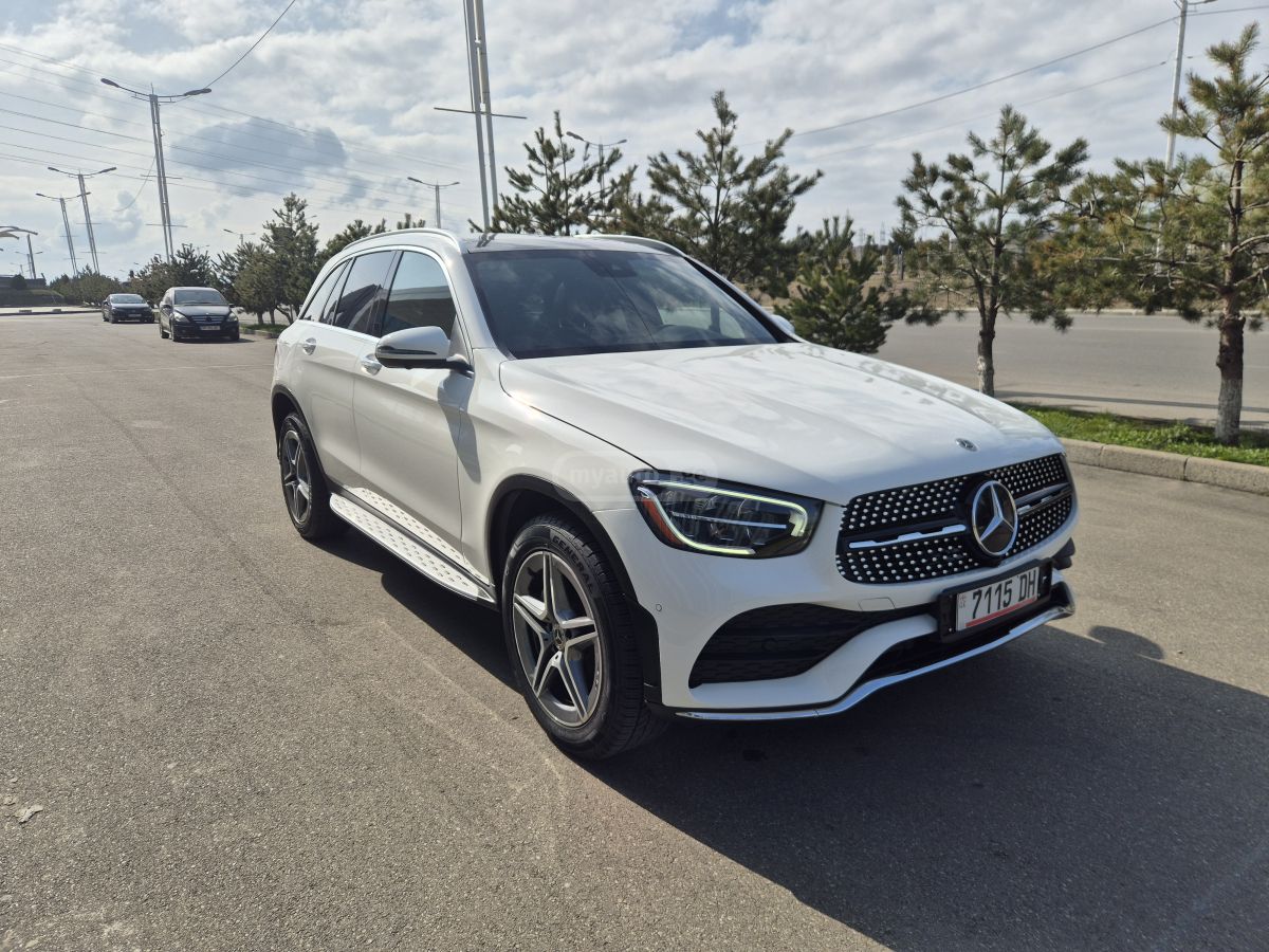 Mercedes-Benz GLC 300 - фото 2