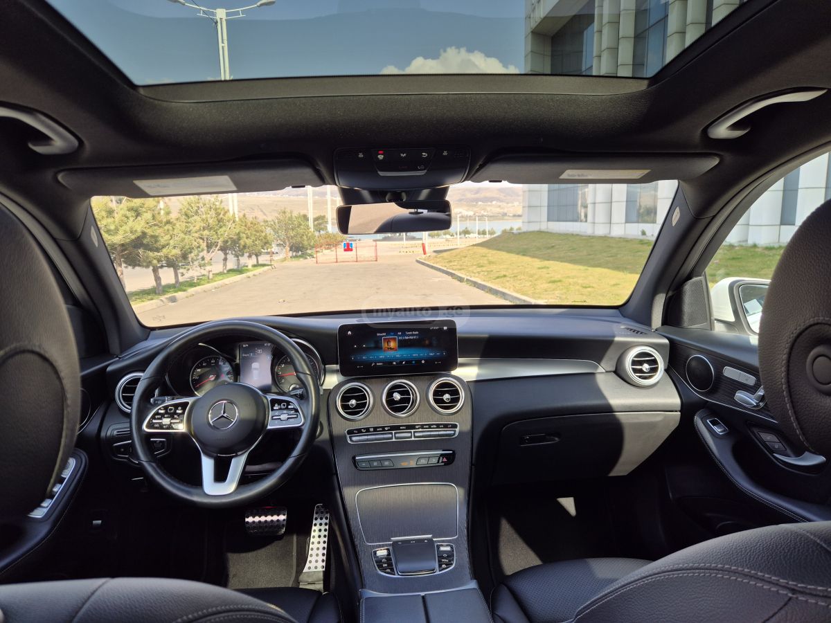 Mercedes-Benz GLC 300 - фото 9