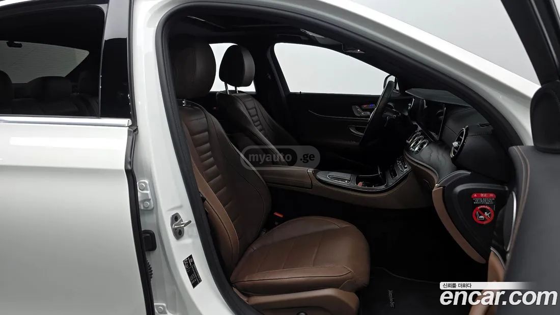 Mercedes-Benz E53 AMG 2023 — миниатюра 10