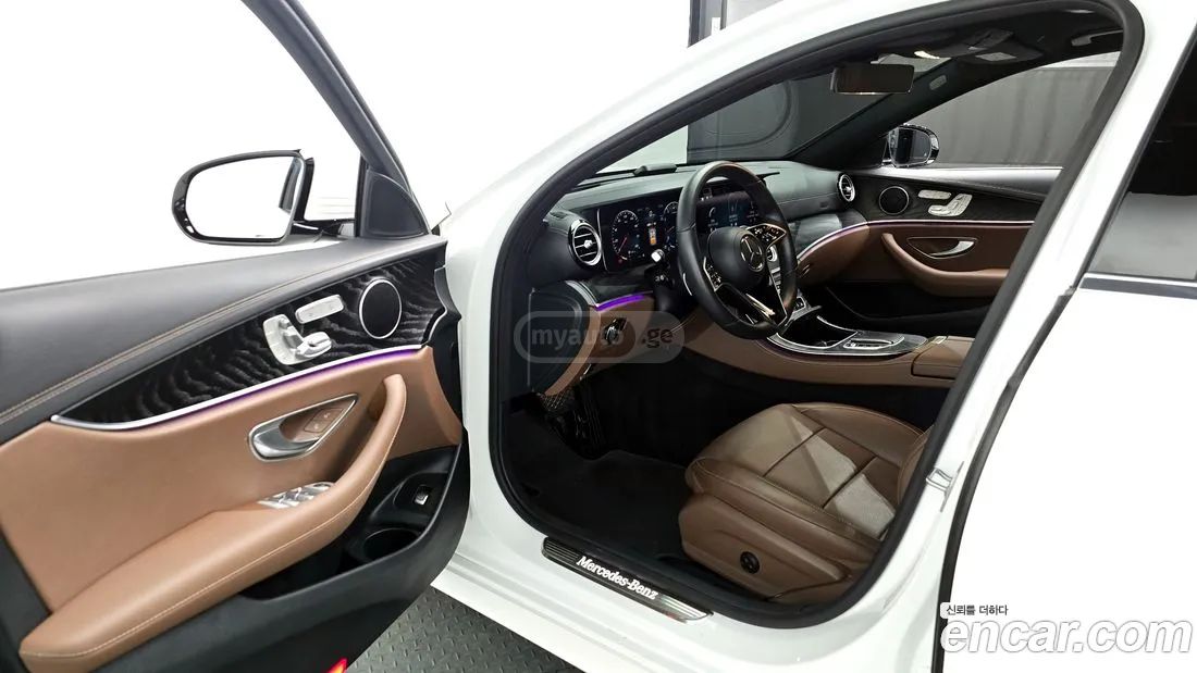 Mercedes-Benz E53 AMG 2023 — миниатюра 11