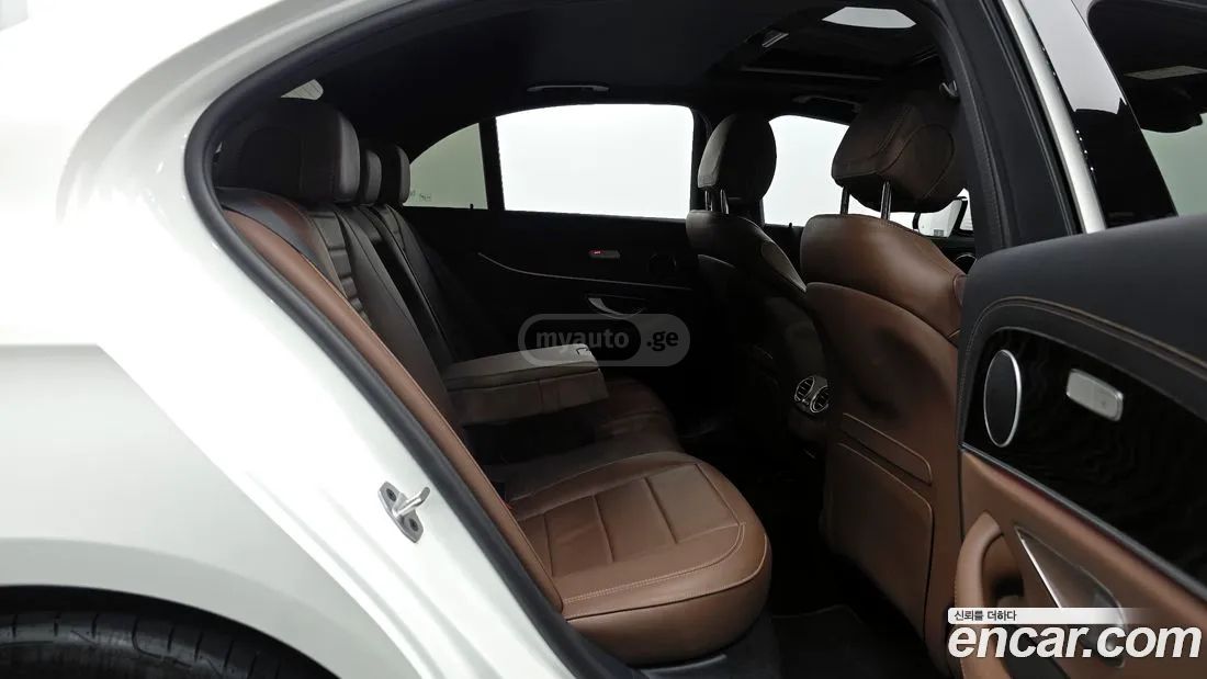 Mercedes-Benz E53 AMG 2023 — миниатюра 12