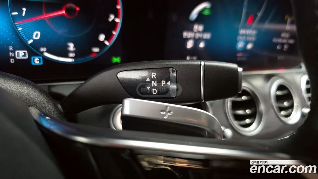 Mercedes-Benz E53 AMG 2023 — миниатюра 9