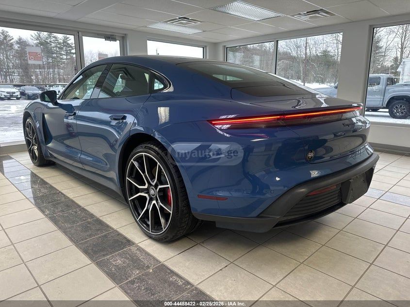 Porsche Taycan 4 S - фото 3