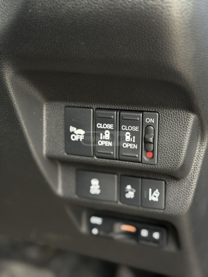 Honda Freed - фото 12