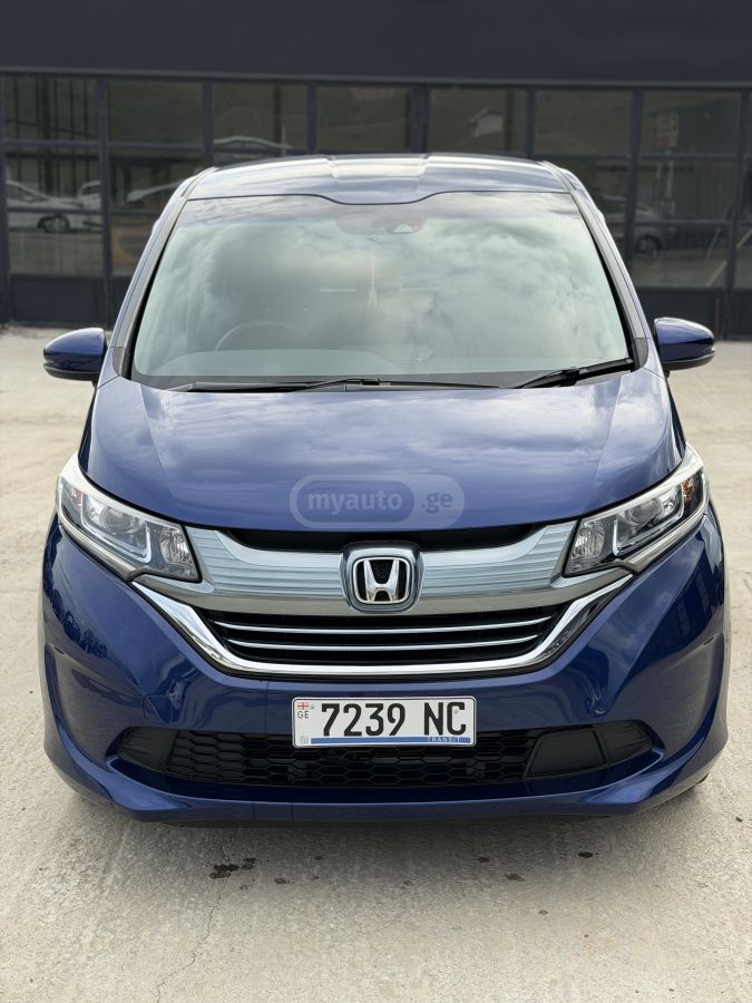 Honda Freed - фото 5