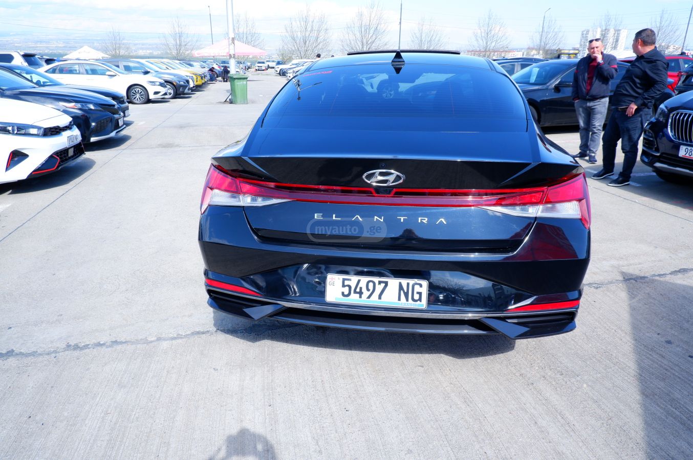 Hyundai Elantra - фото 5