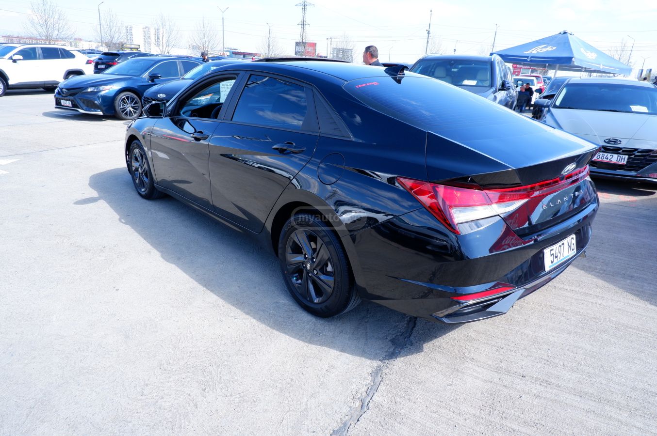 Hyundai Elantra - фото 6