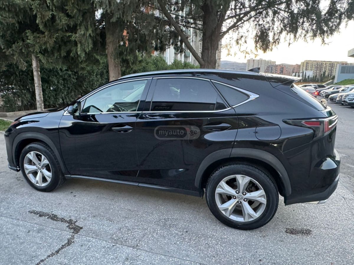 Lexus NX 200 - фото 6