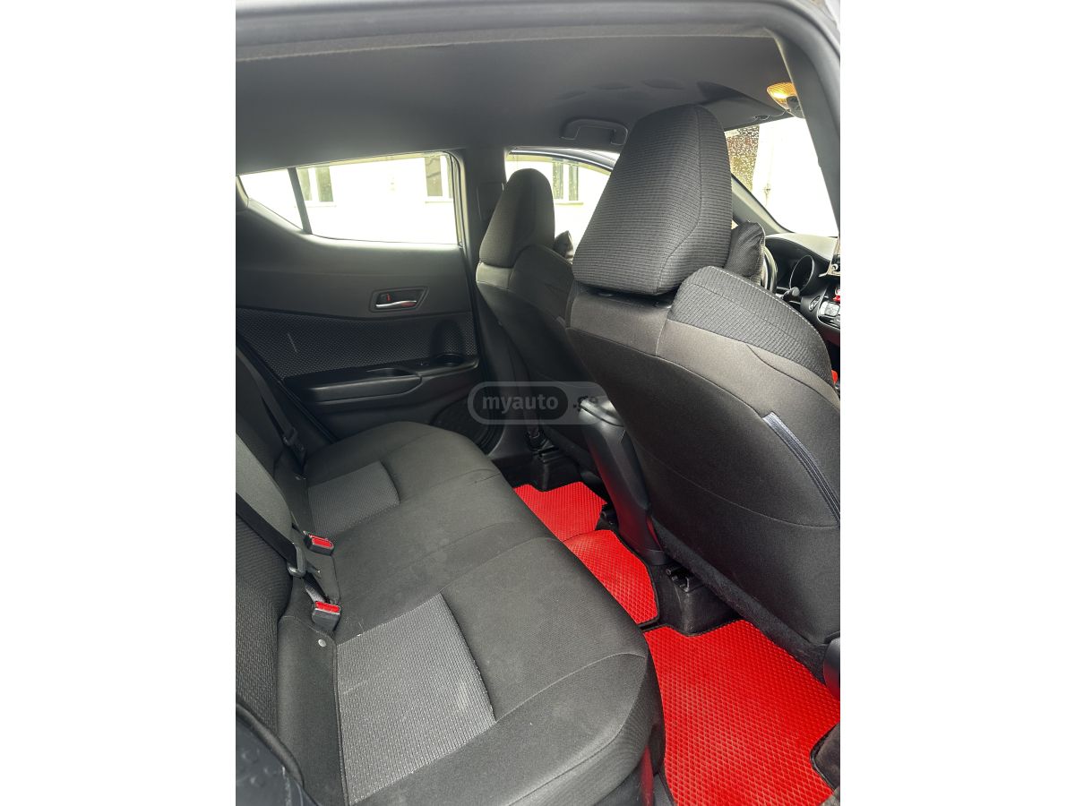 Toyota CHR - фото 7