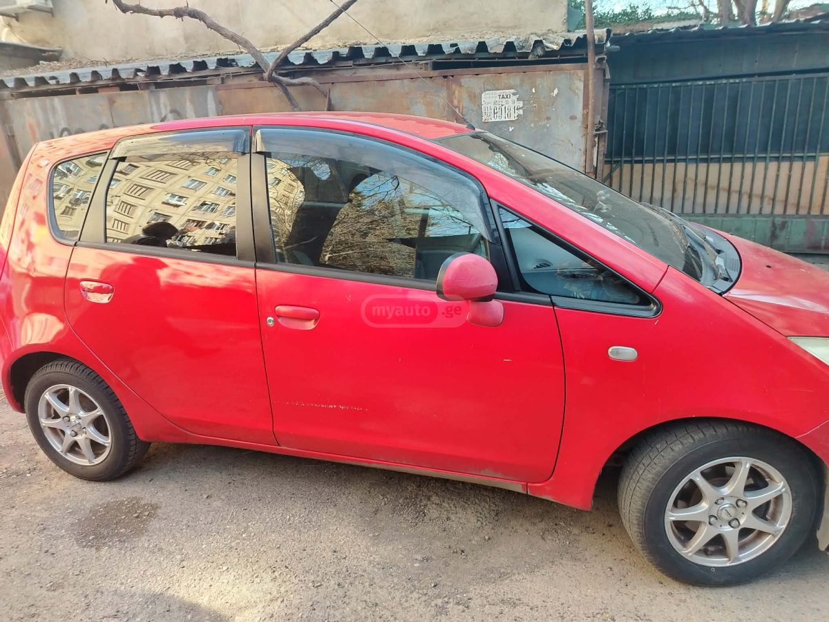 Mitsubishi Colt - фото 6