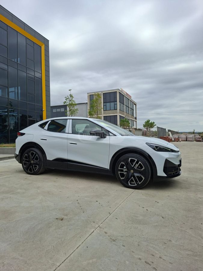 Volkswagen ID. Unyx 2025 — миниатюра 5