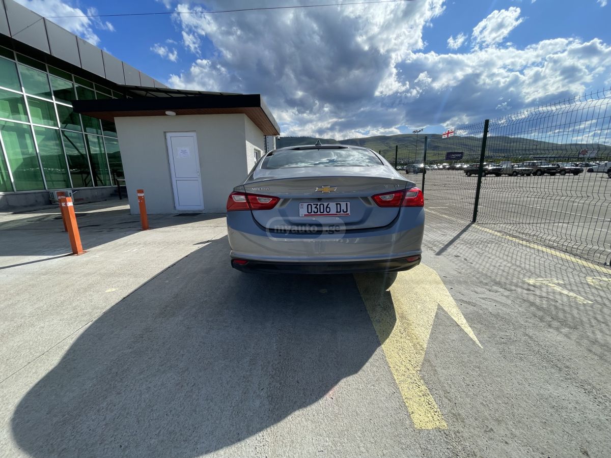 Chevrolet Malibu - фото 3