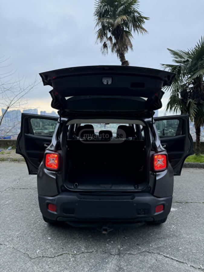 Jeep Renegade - фото 5