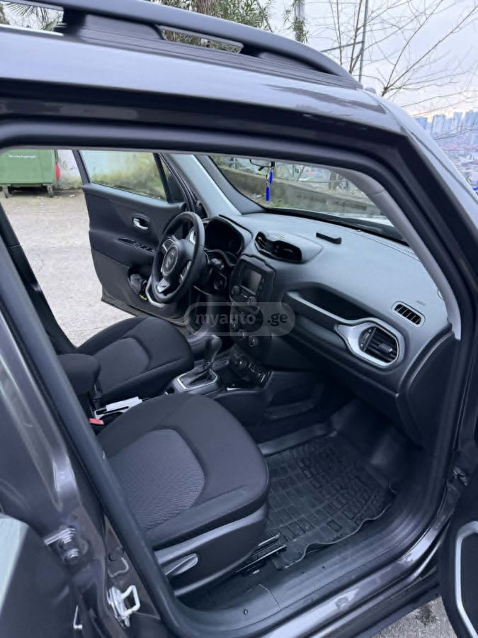 Jeep Renegade - фото 7