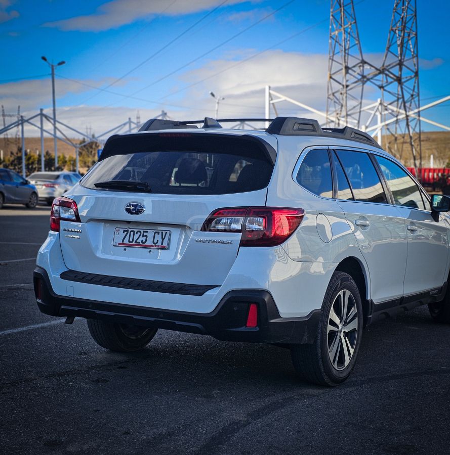 Subaru Outback - фото 3