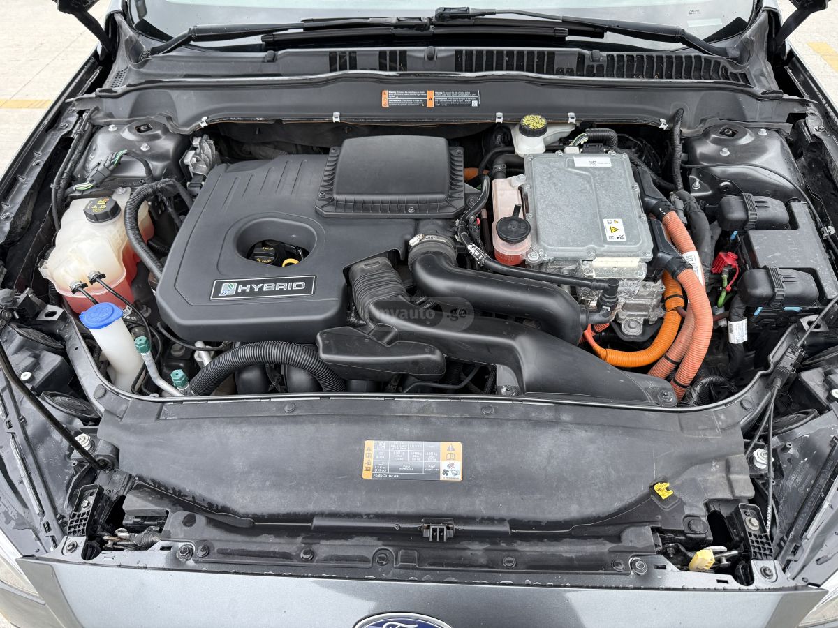 Ford Fusion - фото 10