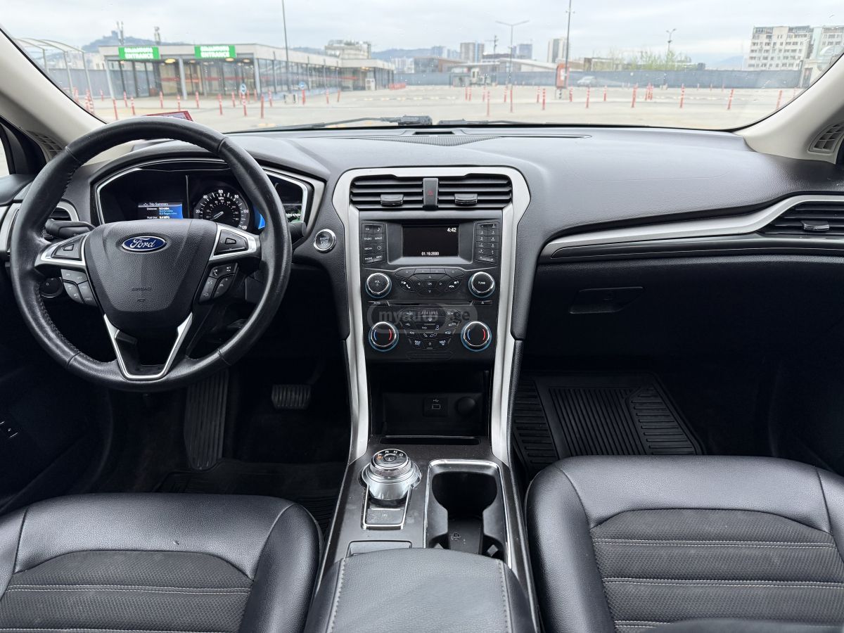 Ford Fusion - фото 11