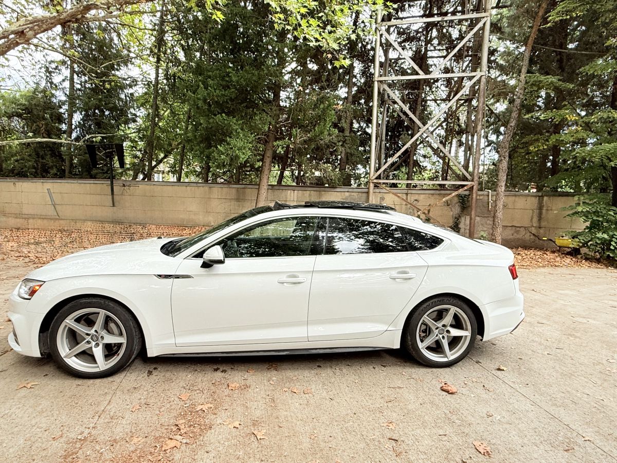 Audi A5 - фото 1