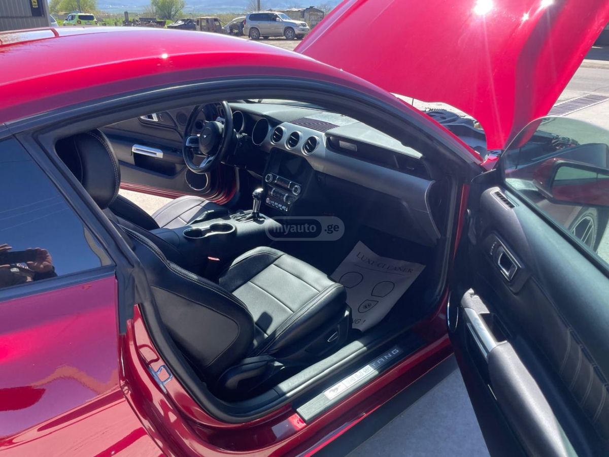 Ford Mustang - фото 11