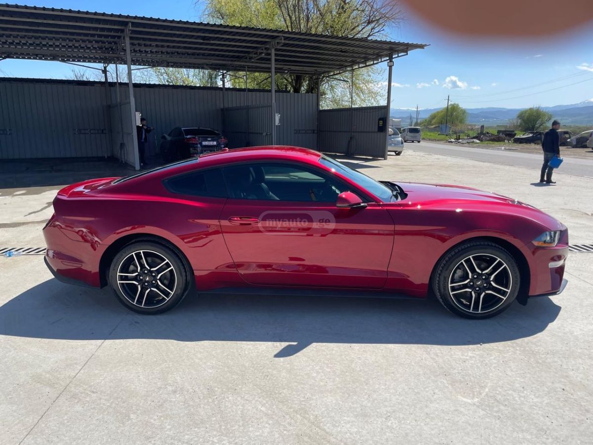 Ford Mustang - фото 4