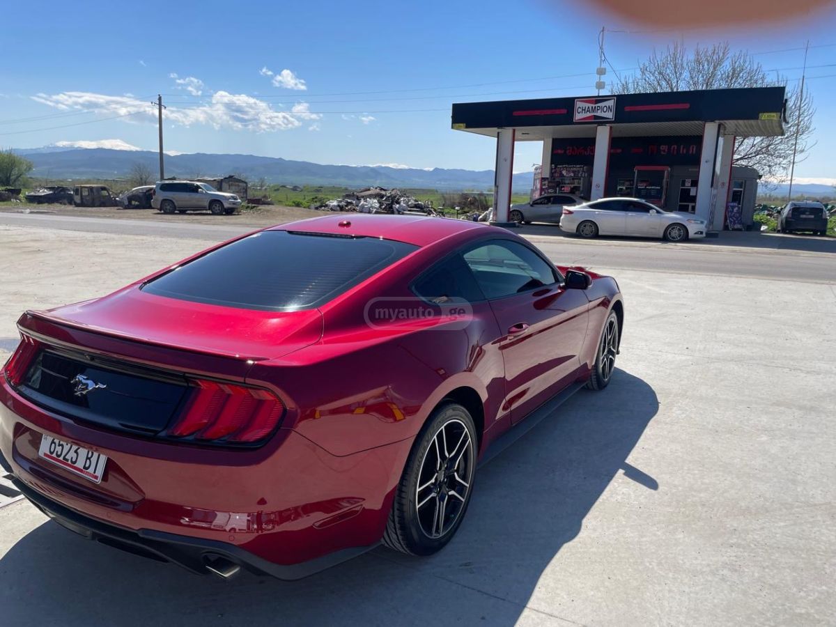 Ford Mustang - фото 6