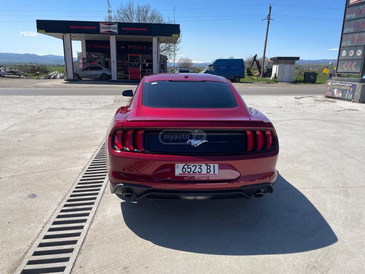 Ford Mustang - фото 7