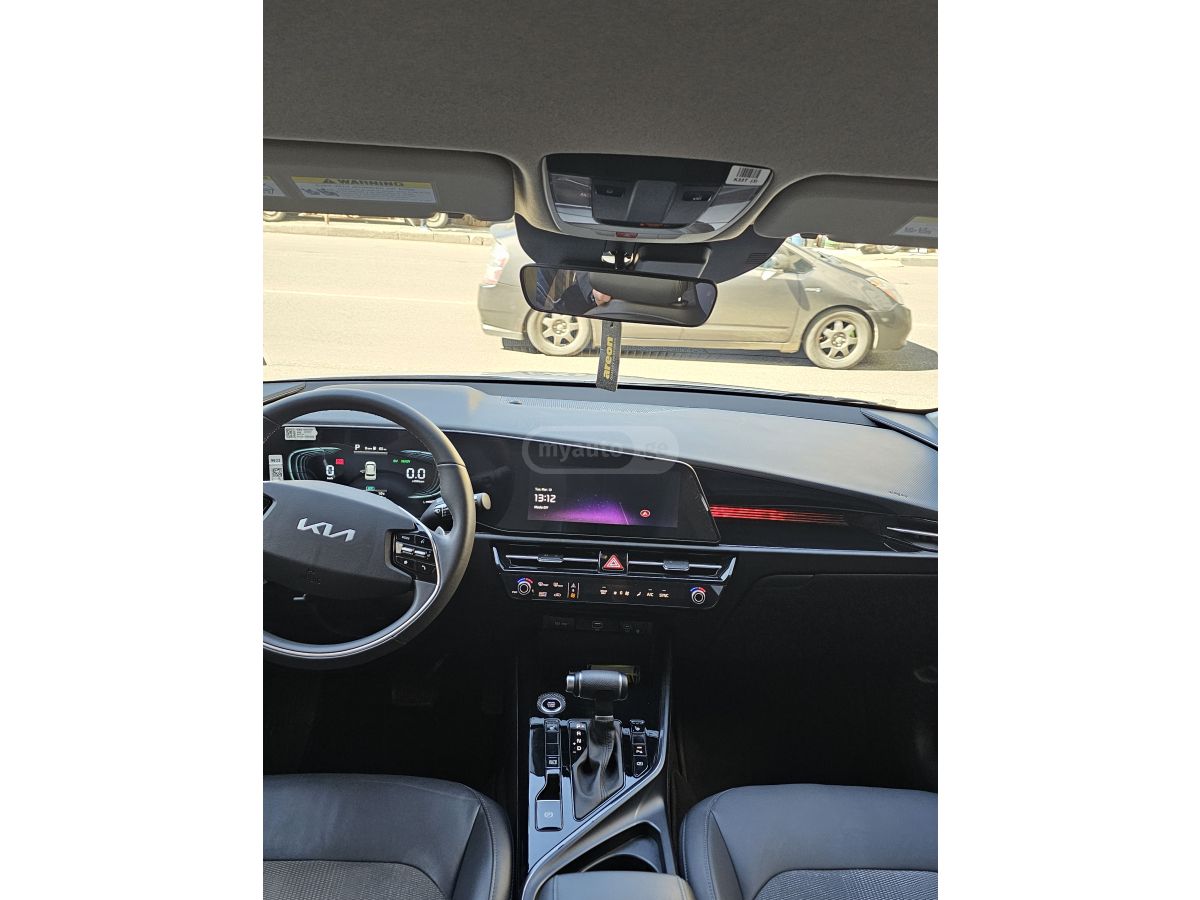 Kia Niro - фото 10