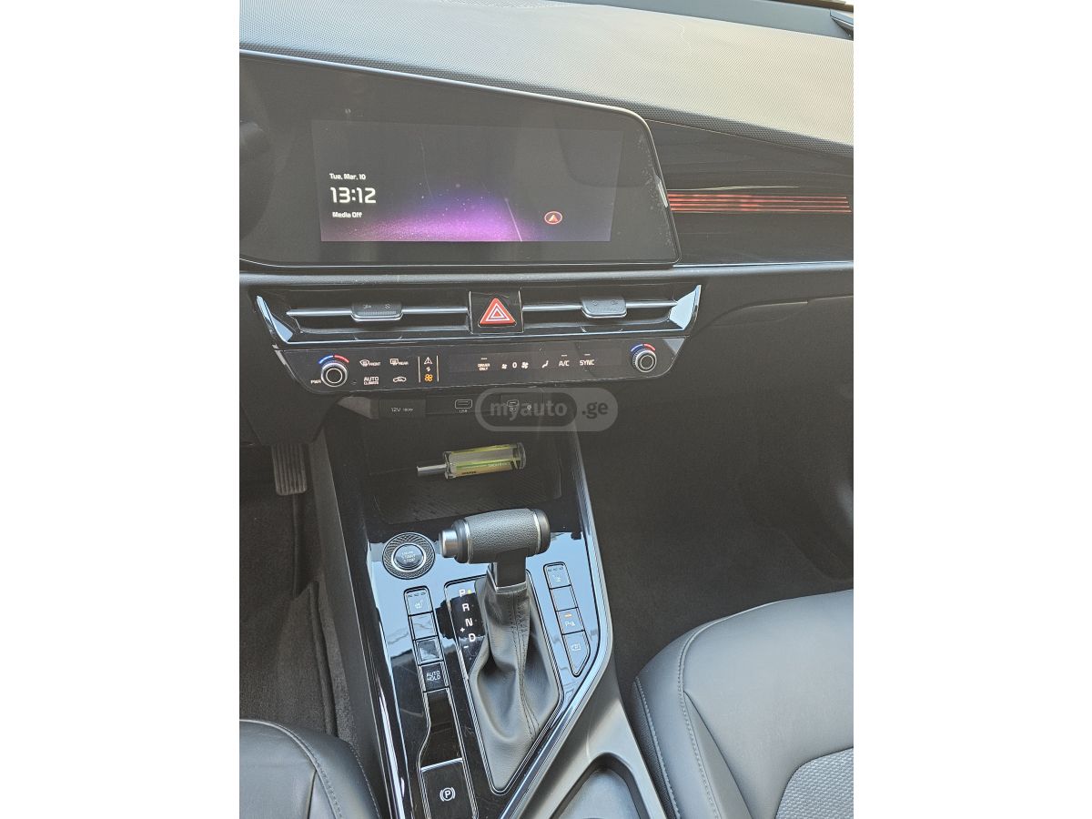 Kia Niro - фото 9