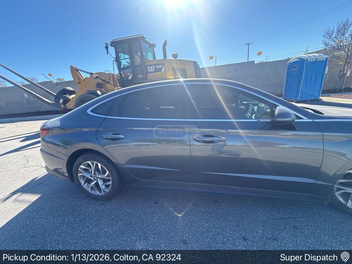 Hyundai Sonata - фото 1