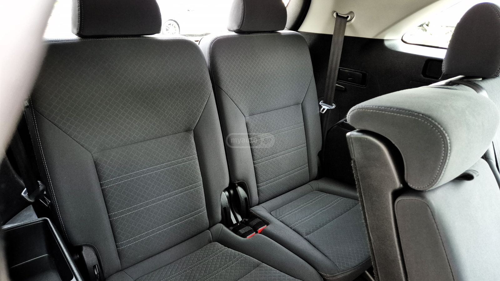 Kia Sorento - фото 11