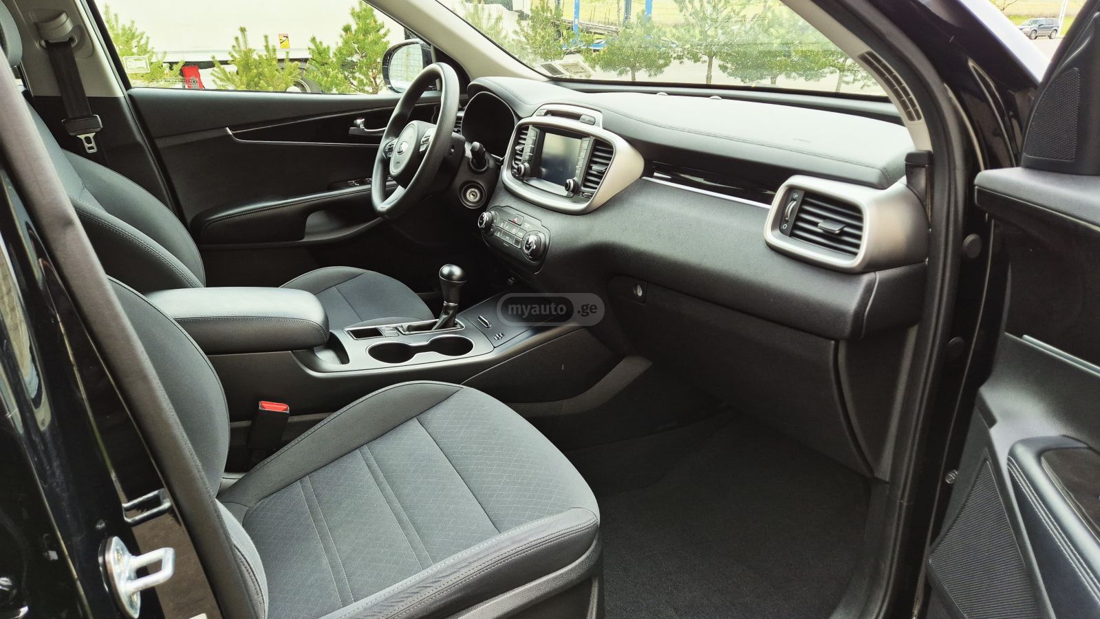 Kia Sorento - фото 13
