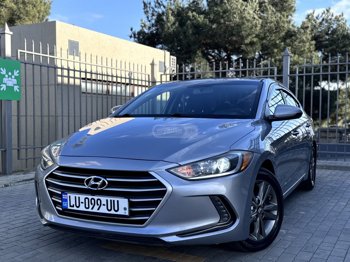 Hyundai Elantra - фото 5