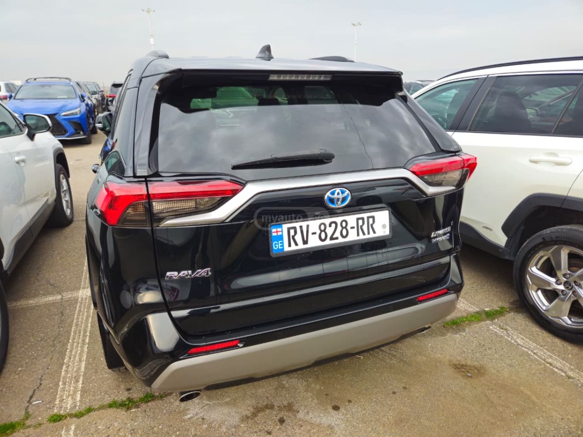 Toyota RAV 4 - фото 6