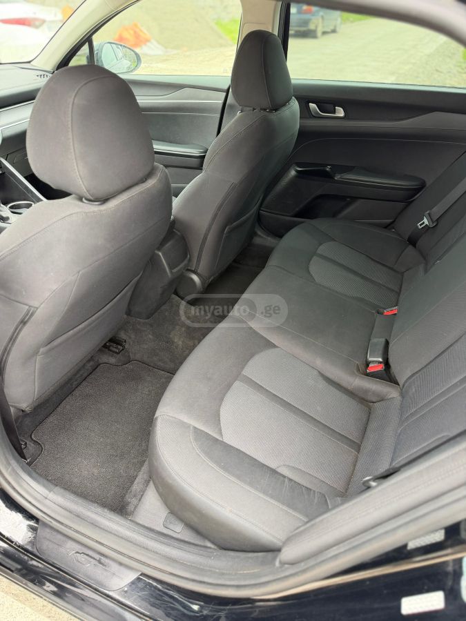 Kia K5 - фото 11