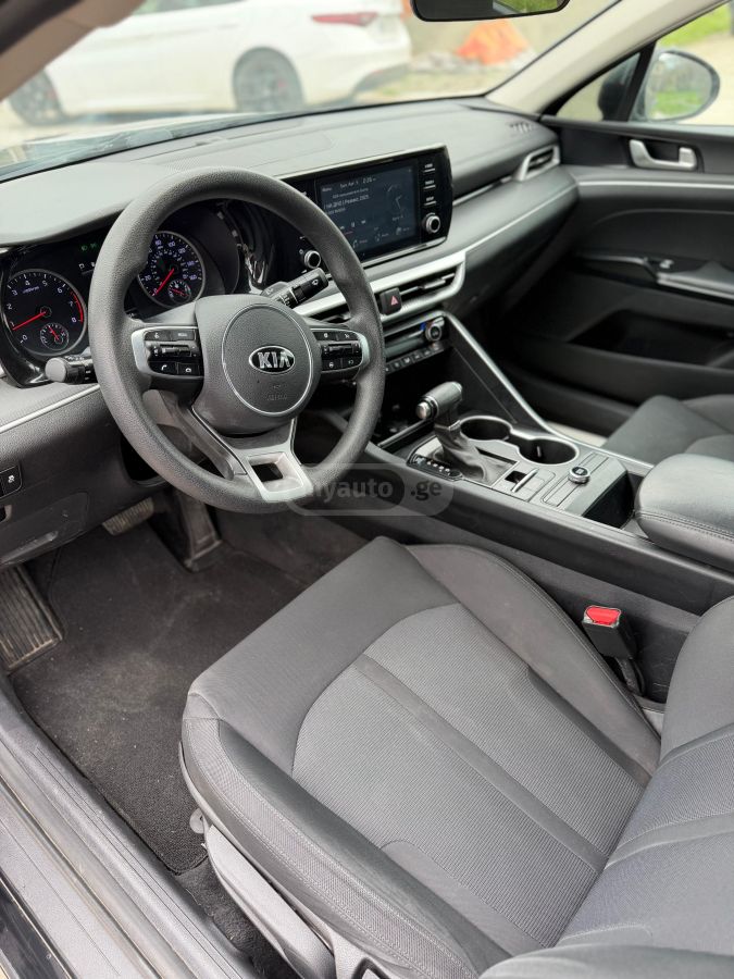 Kia K5 - фото 8