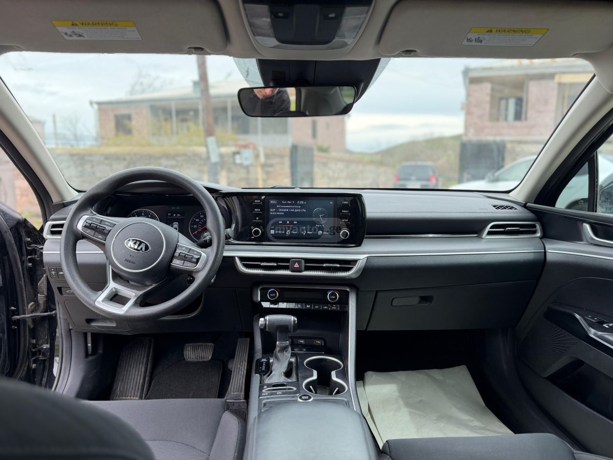Kia K5 - фото 9
