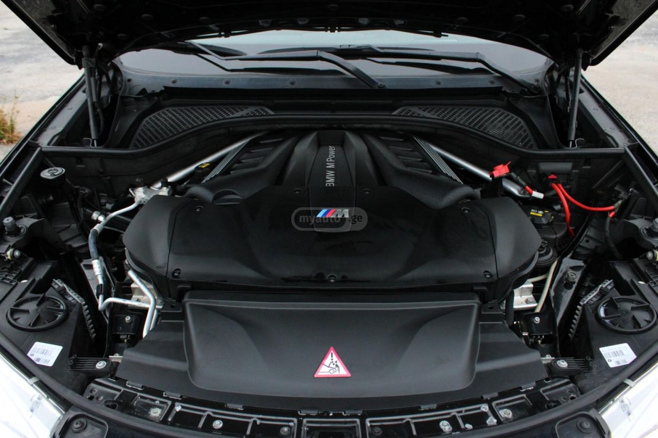 BMW X6 M - фото 7