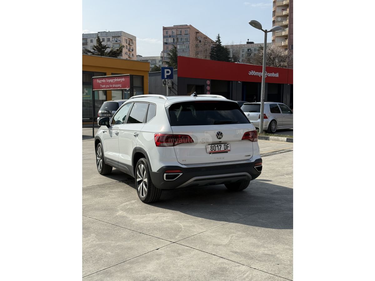 Volkswagen Taos - фото 5