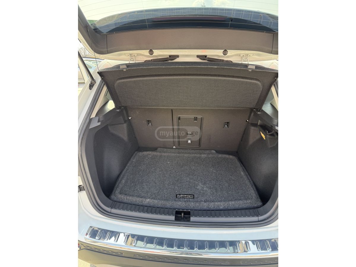 Volkswagen Taos - фото 8