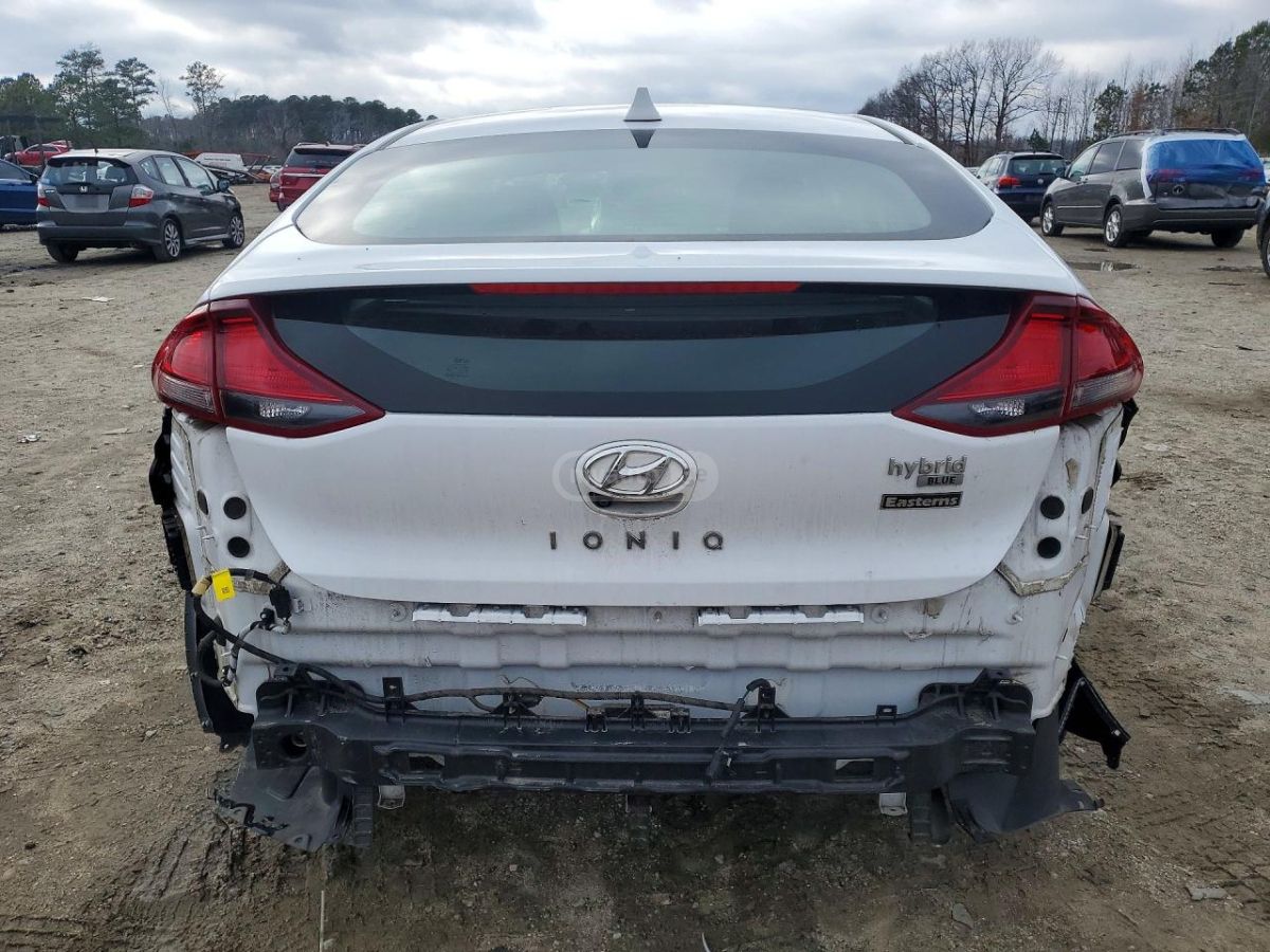 Hyundai Ioniq - фото 6