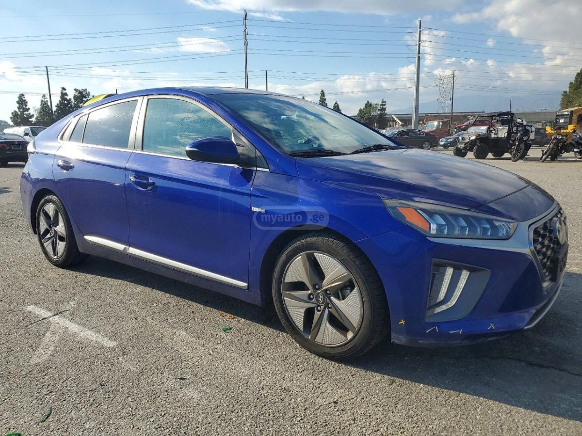 Hyundai Ioniq - фото 2