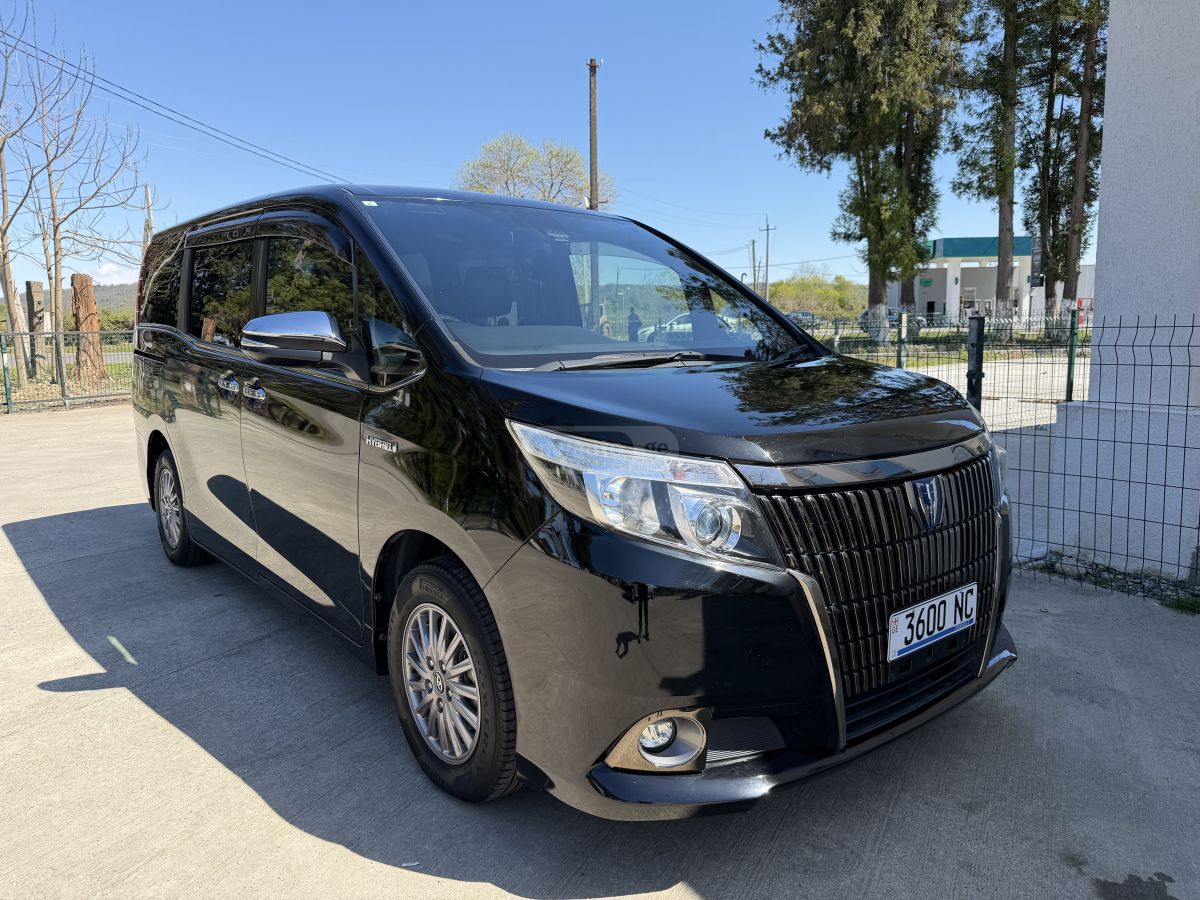 Toyota Esquire - фото 14