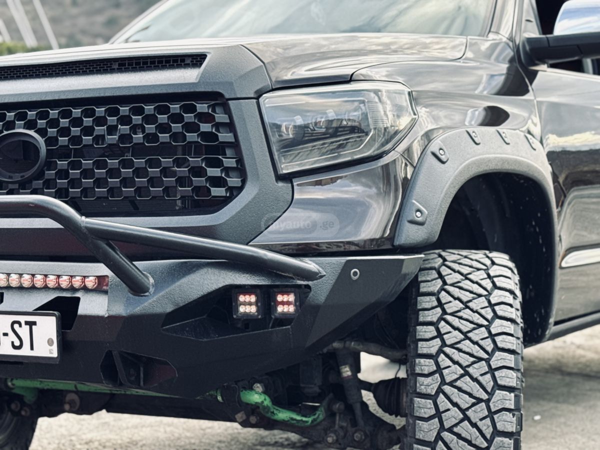 Toyota Tundra - фото 15