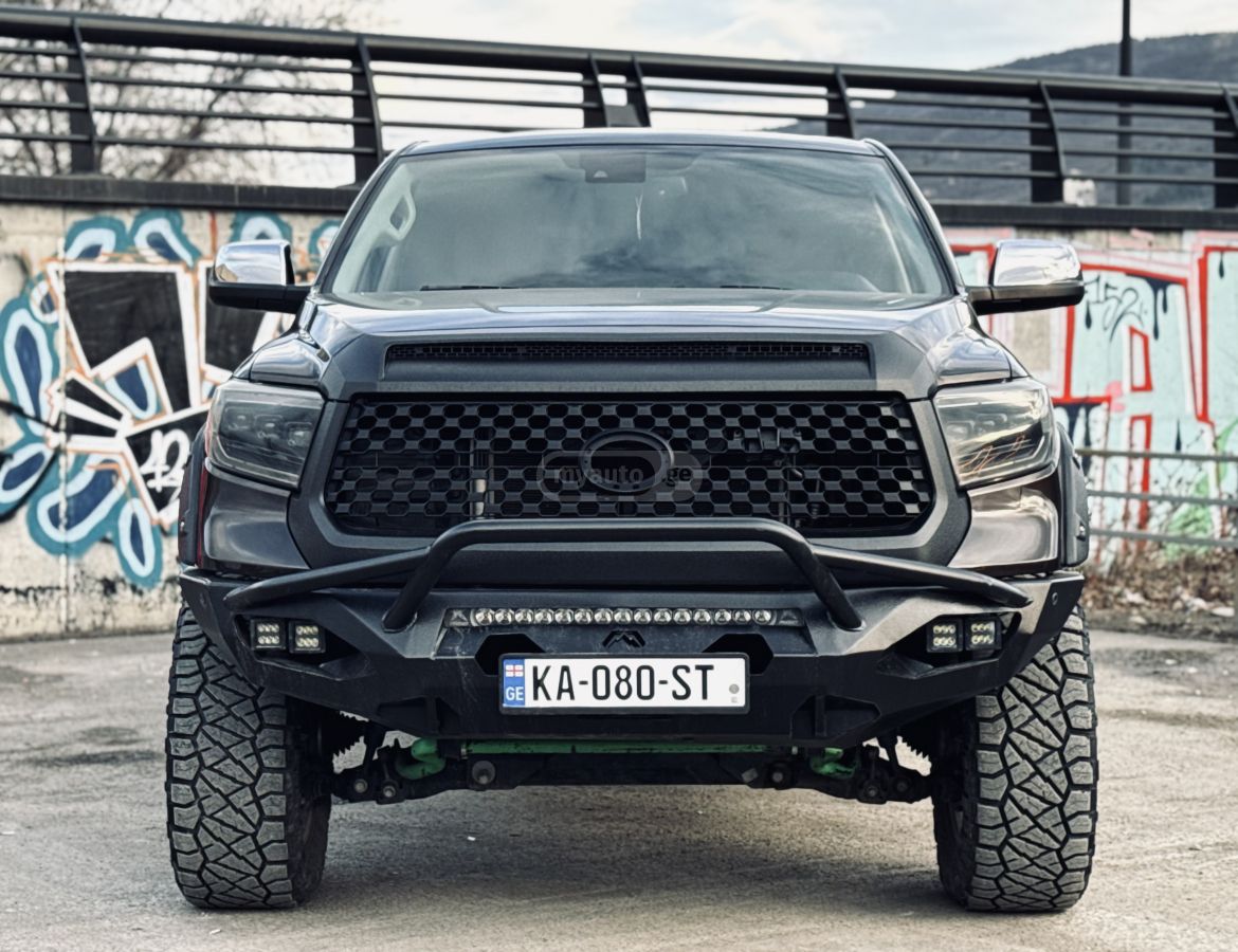 Toyota Tundra - фото 2