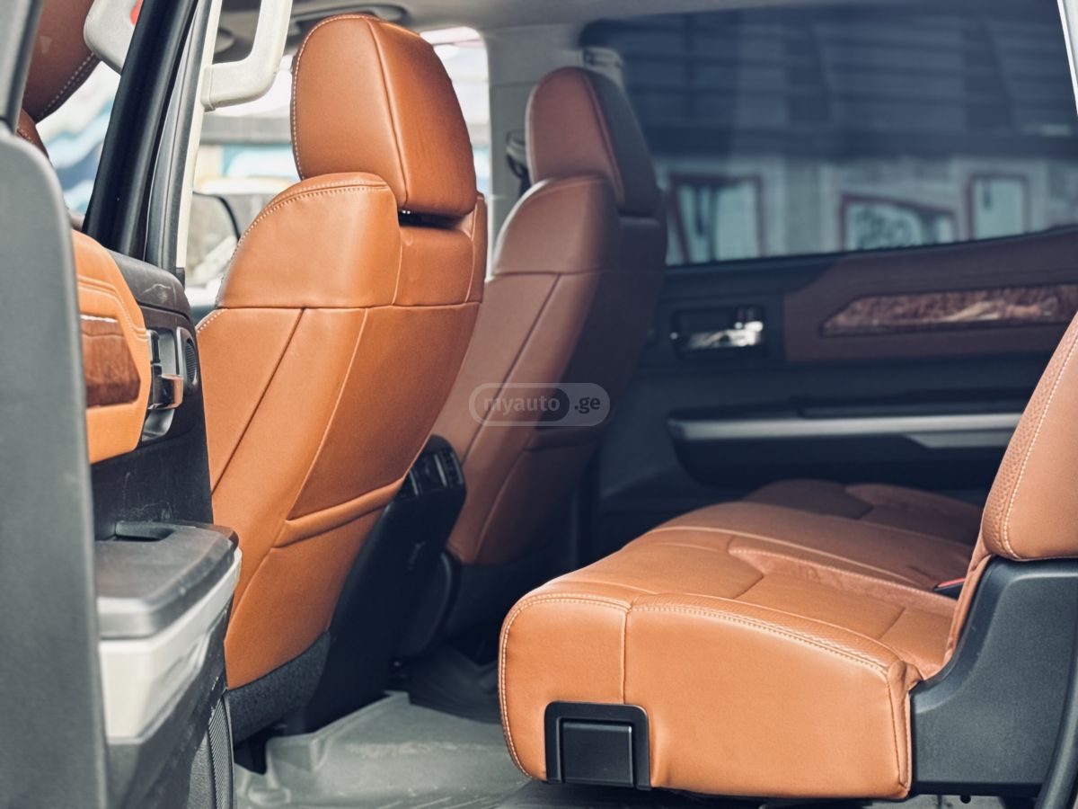 Toyota Tundra - фото 9