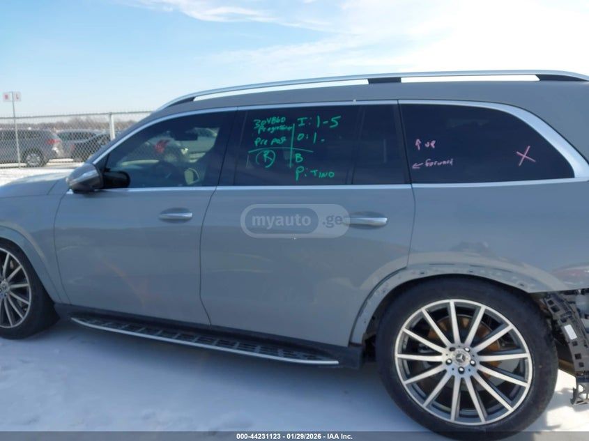 Mercedes-Benz GLS 450 2025 — миниатюра 13