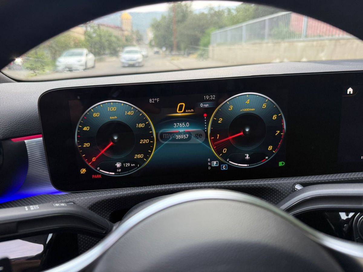 Mercedes-Benz Base CLA 250 Coupe 4dr All-Whe — миниатюра 10